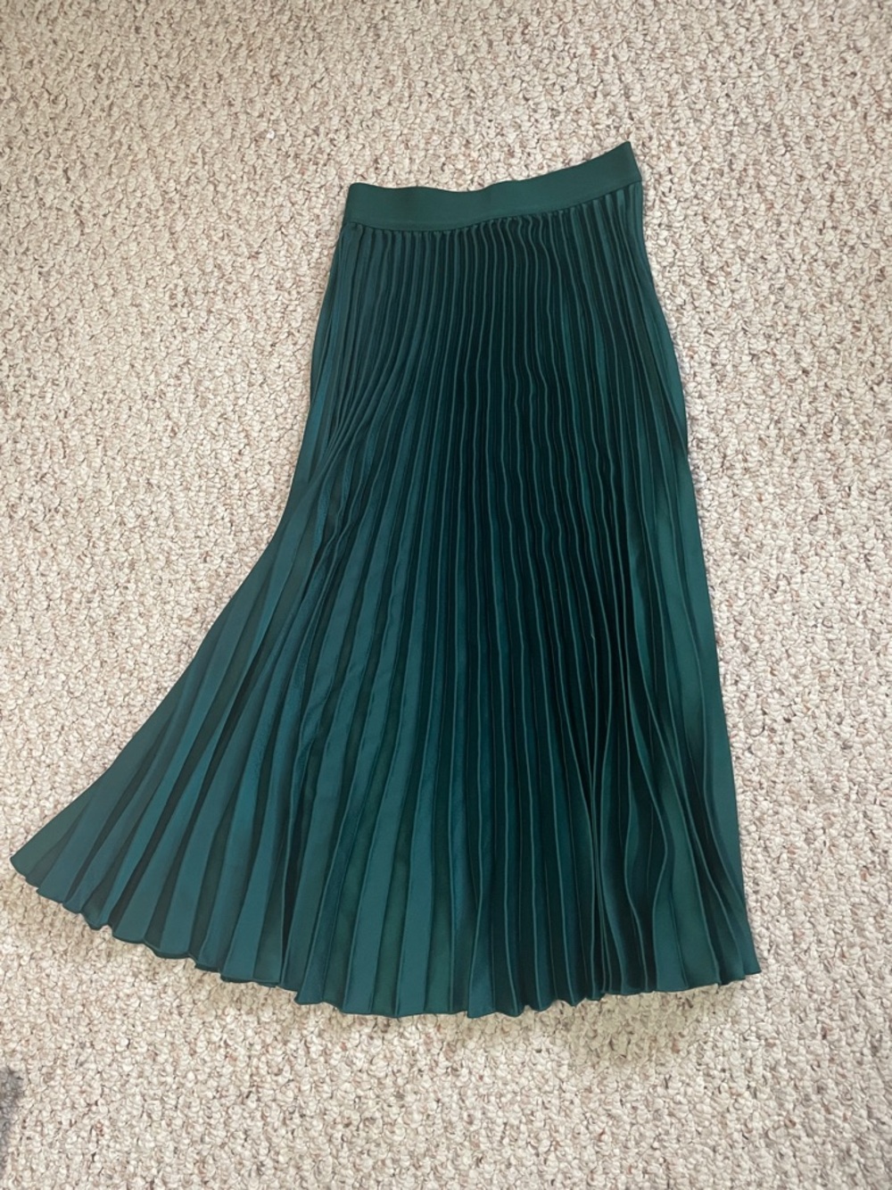 H&M Dark Green Pleated Midi Skirt